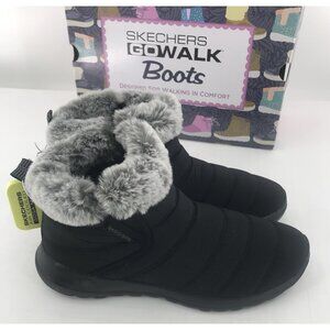 Skechers Womens Size 8 Boots Go Walk Air Cooled Goga Mat Black Walking Faux Fur